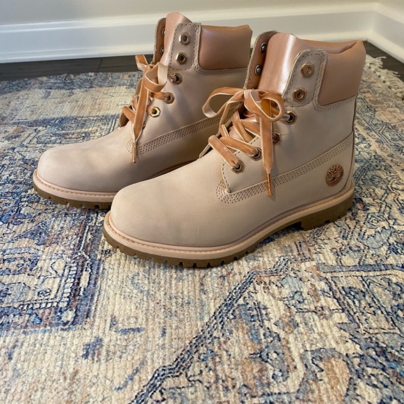 Timberland Shoes - Sz7.5 Pink & Glitter 6in Timberland Boots